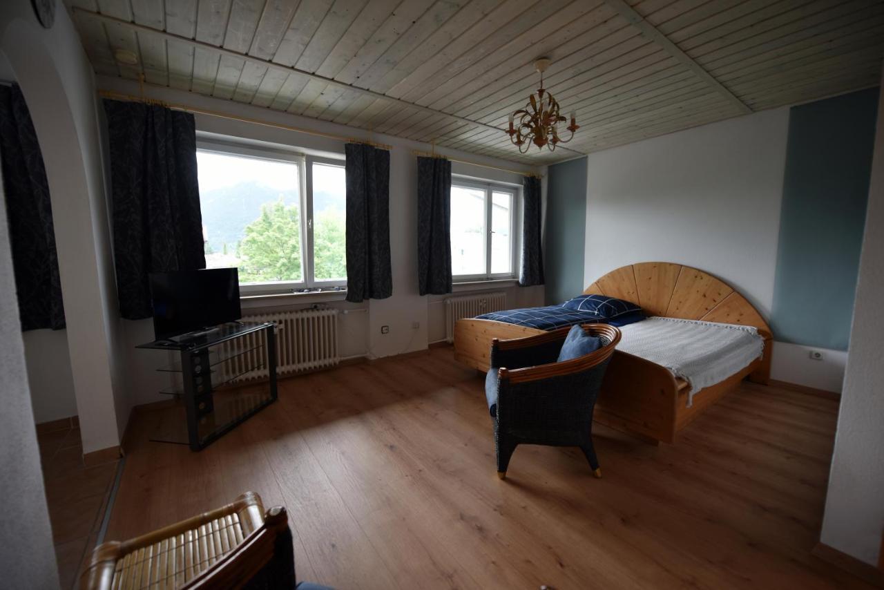 Ferienwohnung Osterfeld Garmisch-Partenkirchen Luaran gambar